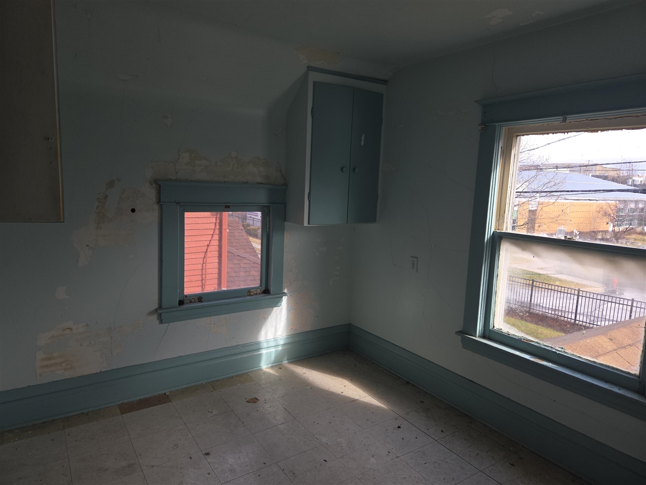 528 Potter Street photo 10