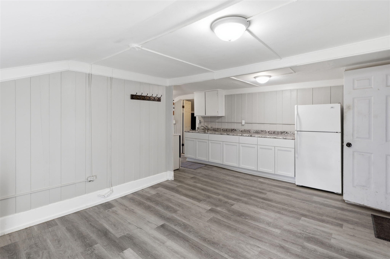 719 N Clinton Avenue, Saint Johns, MI, 48879