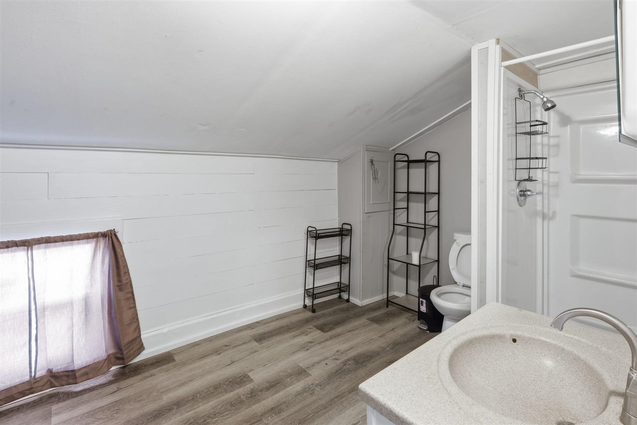 719 N Clinton Avenue, Saint Johns, MI, 48879