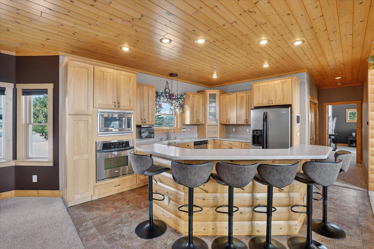 7222 Beahan Road photo 11