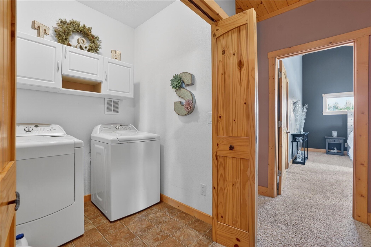 7222 Beahan Road photo 27