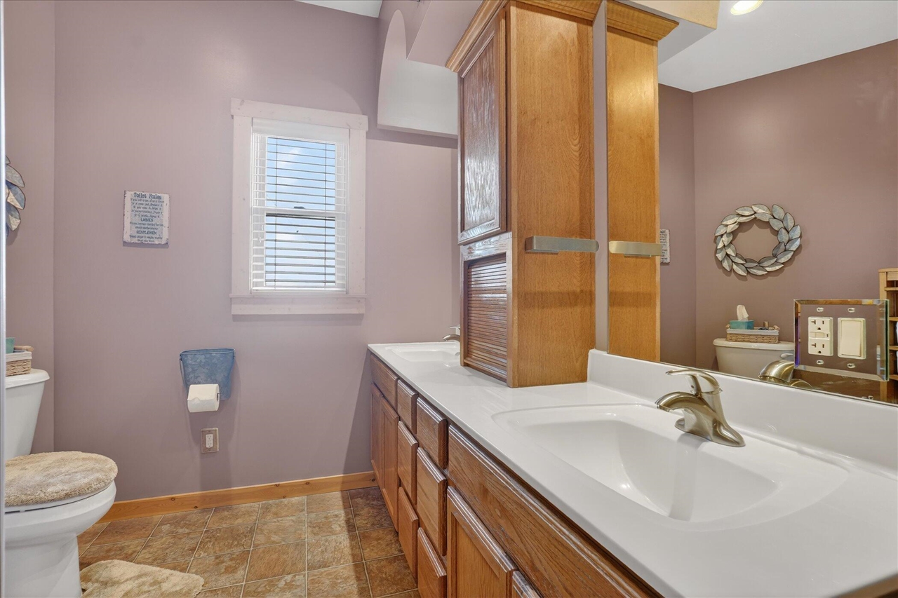 7222 Beahan Road photo 28