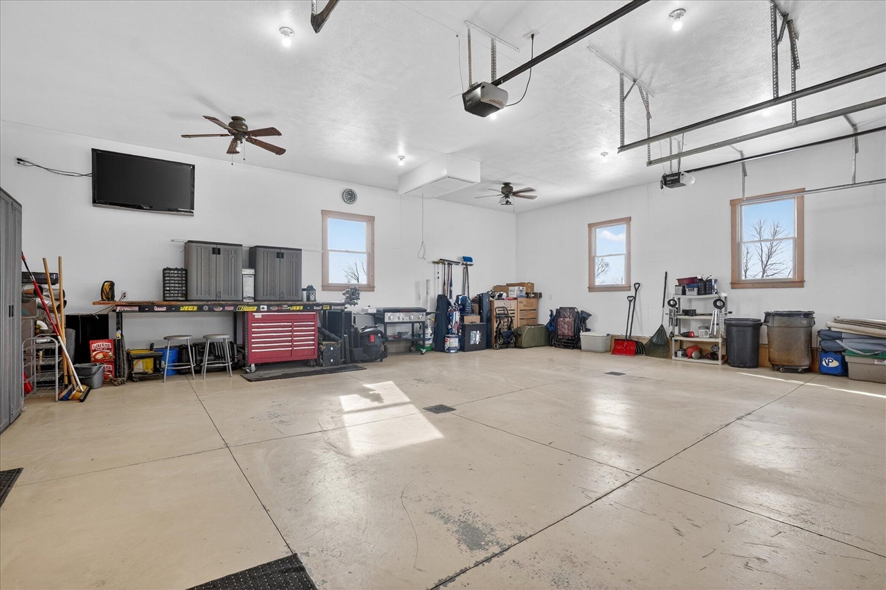 7222 Beahan Road photo 48