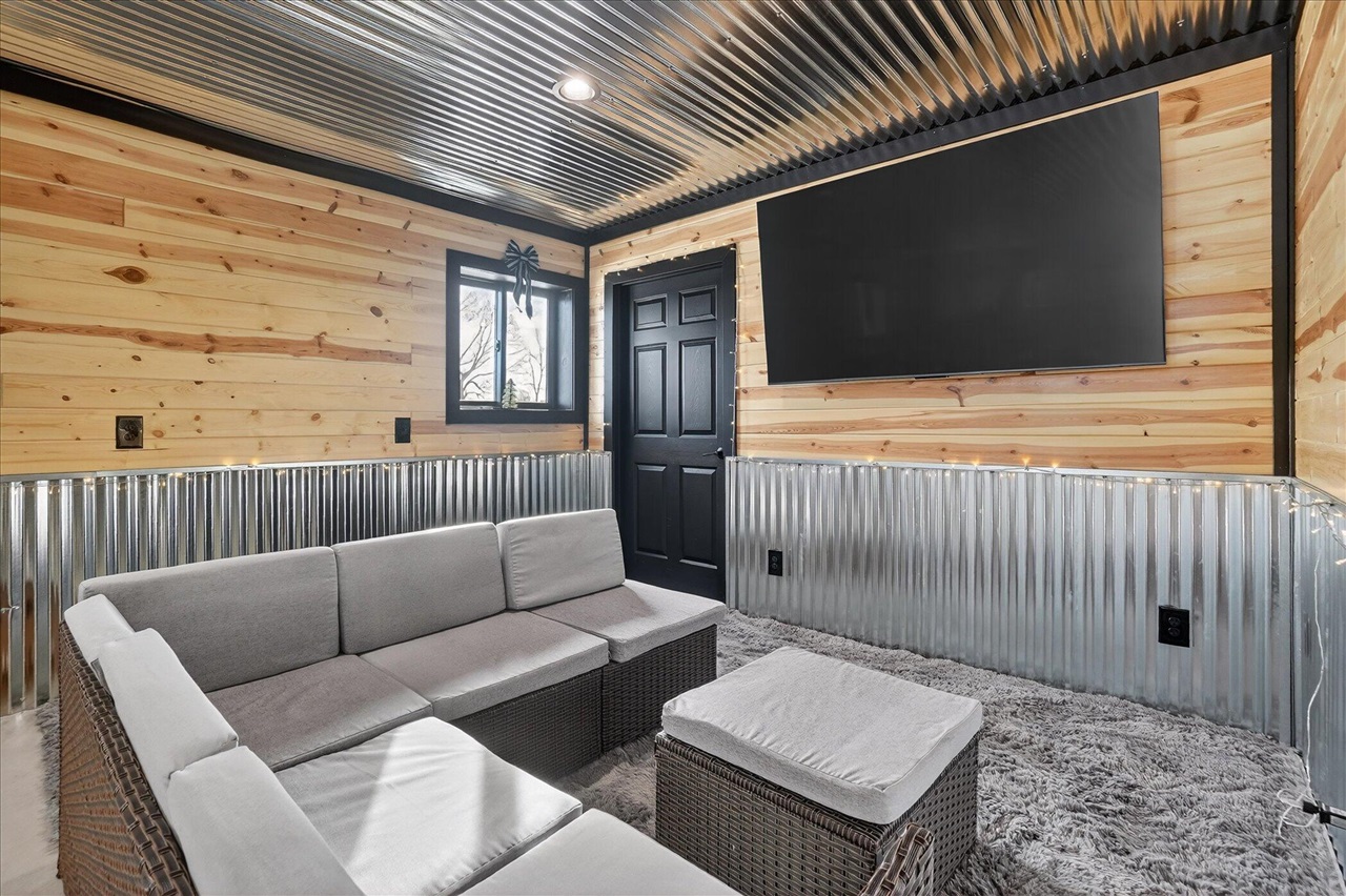 7222 Beahan Road photo 54