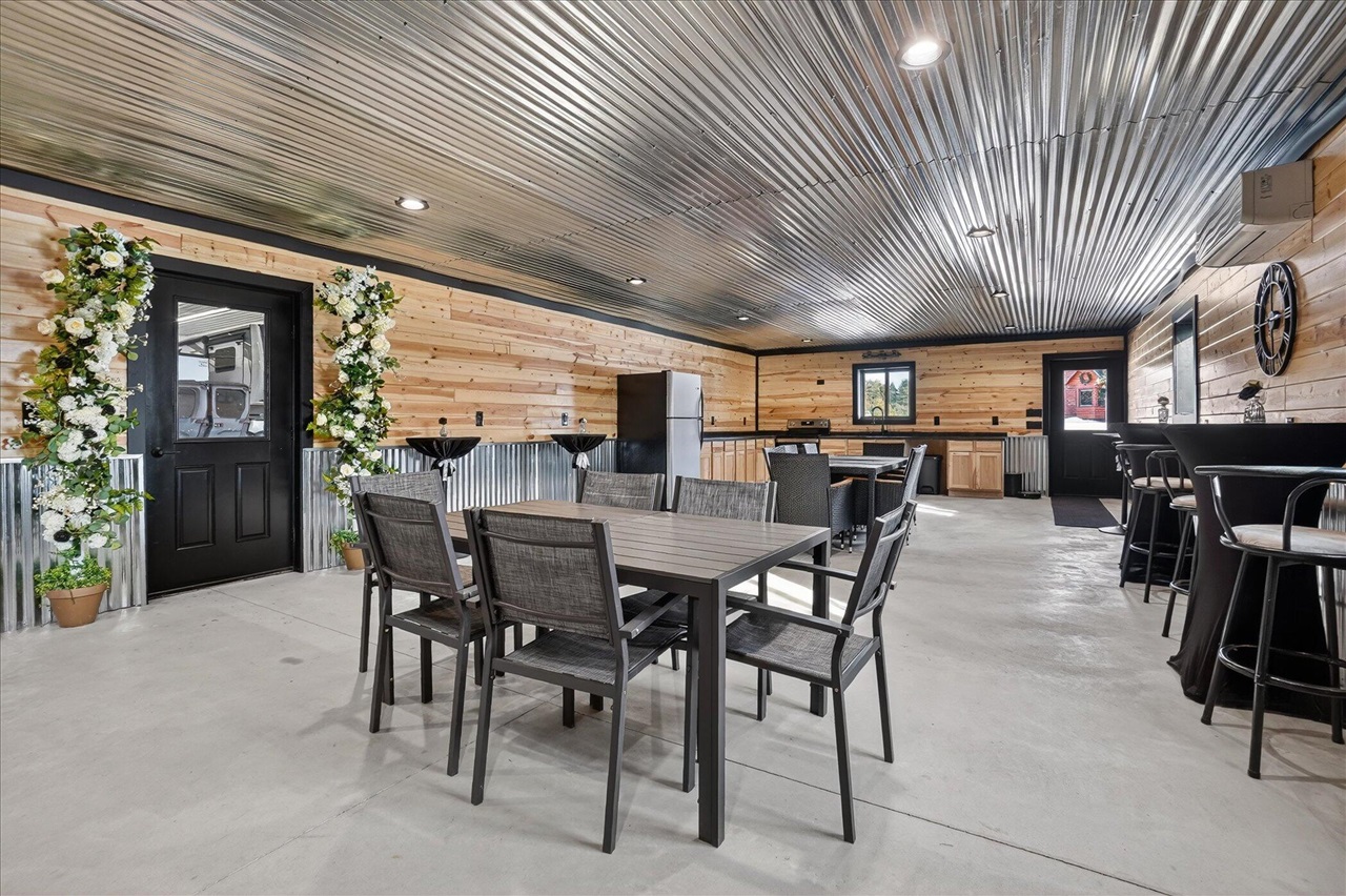 7222 Beahan Road photo 55