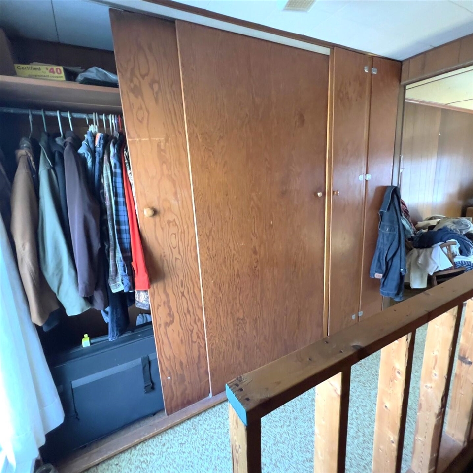 407 Barry Street photo 16