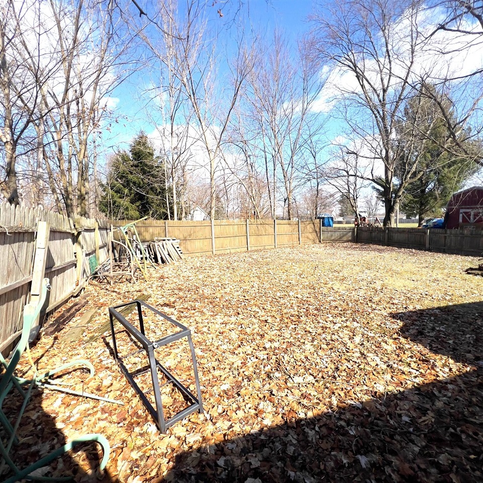 407 Barry Street photo 21