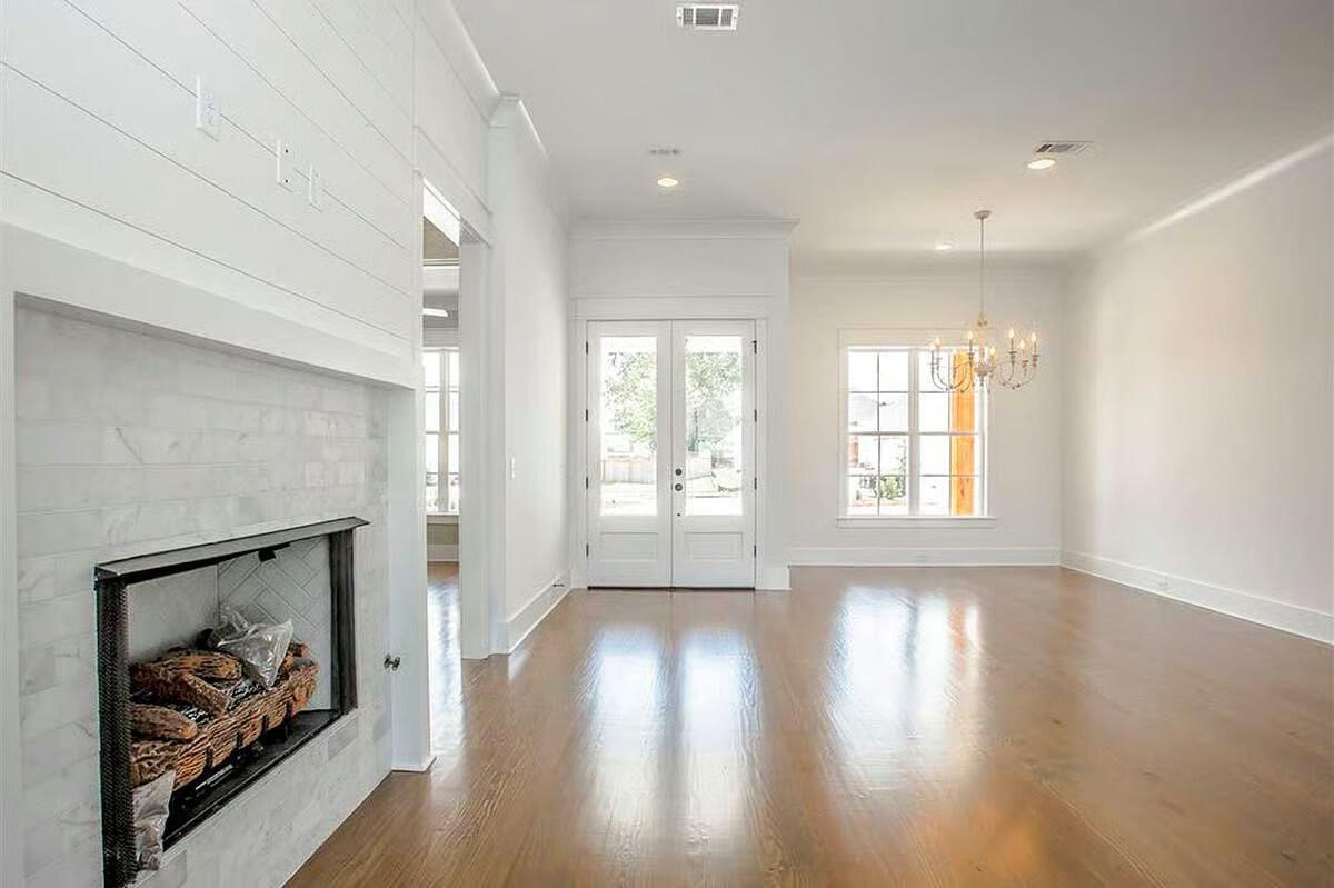 20957 N Dixboro Road photo 3