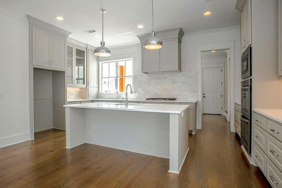 20957 N Dixboro Road photo 8