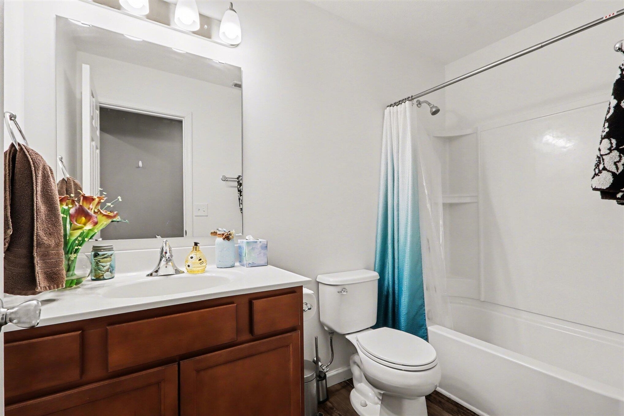 8010 W Sturtevant Avenue, Richland, MI, 49083-8536