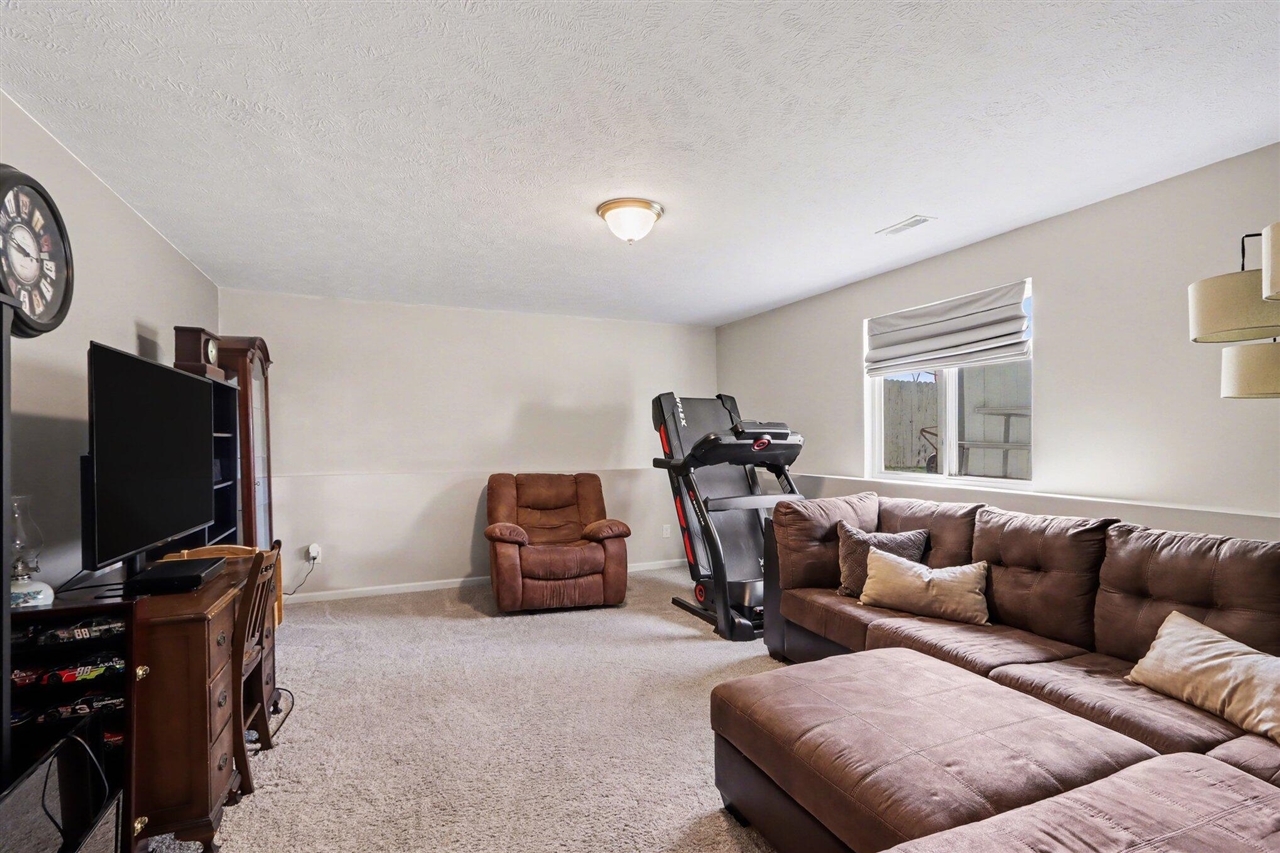 8010 W Sturtevant Avenue, Richland, MI, 49083-8536