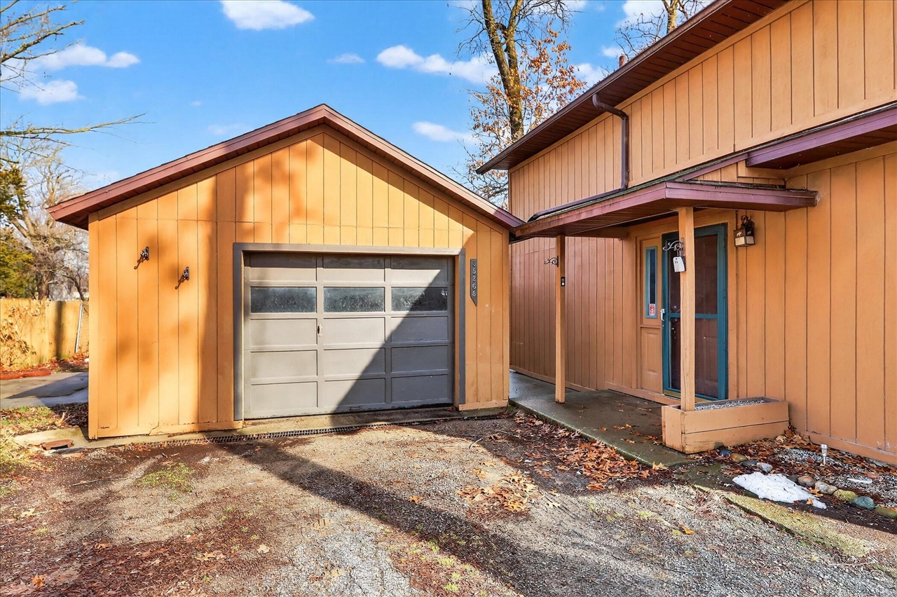 Homes for sale in Paw Paw, MI | 35268 51st Ave, Paw Paw, MI 49079 | MLS# 70515889