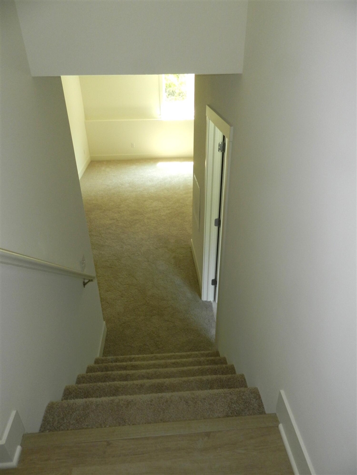 558 Swan River Drive, Benton Harbor, MI, 49022-6160