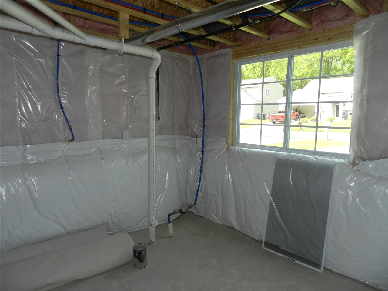 558 Swan River Drive, Benton Harbor, MI, 49022-6160