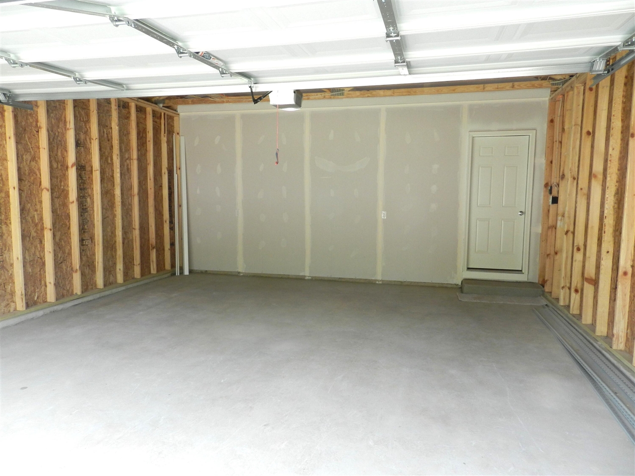 558 Swan River Drive, Benton Harbor, MI, 49022-6160