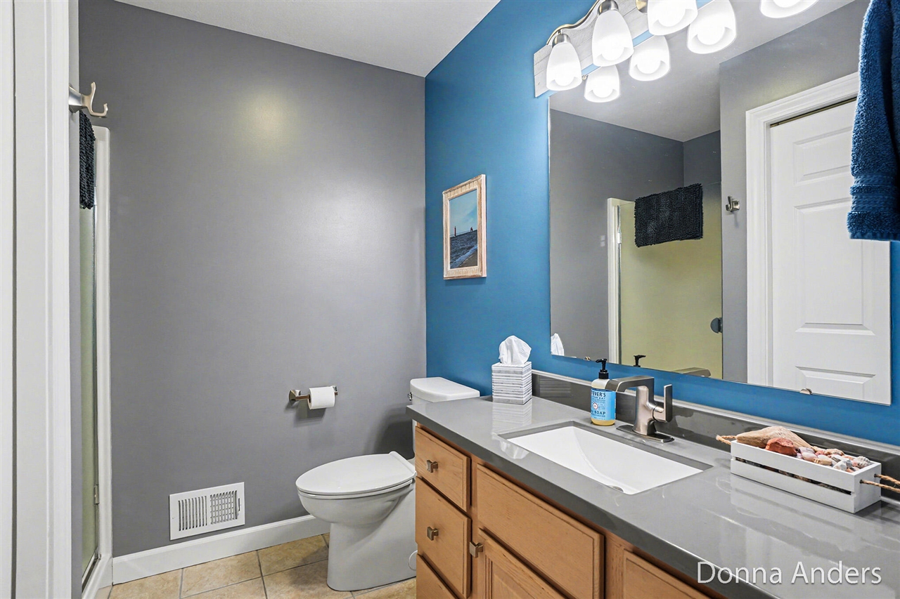 17595 Park Place Circle, Spring Lake, MI, 49456-9148