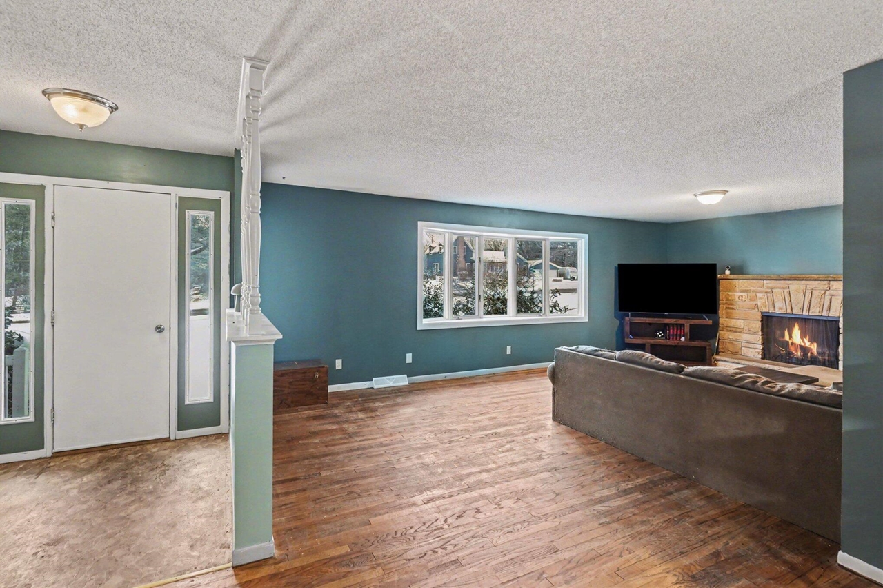 17339 Mckinley Road, Big Rapids, MI, 49307-9592