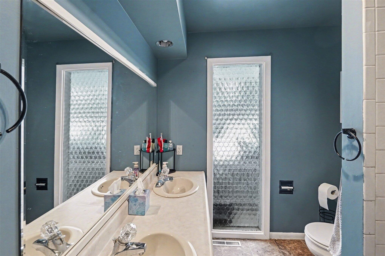 17339 Mckinley Road, Big Rapids, MI, 49307-9592