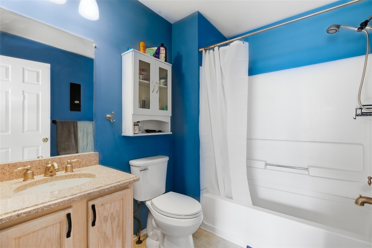 140 Saber Way UNIT&nbsp;7, Lake Orion, MI, 48362-3372