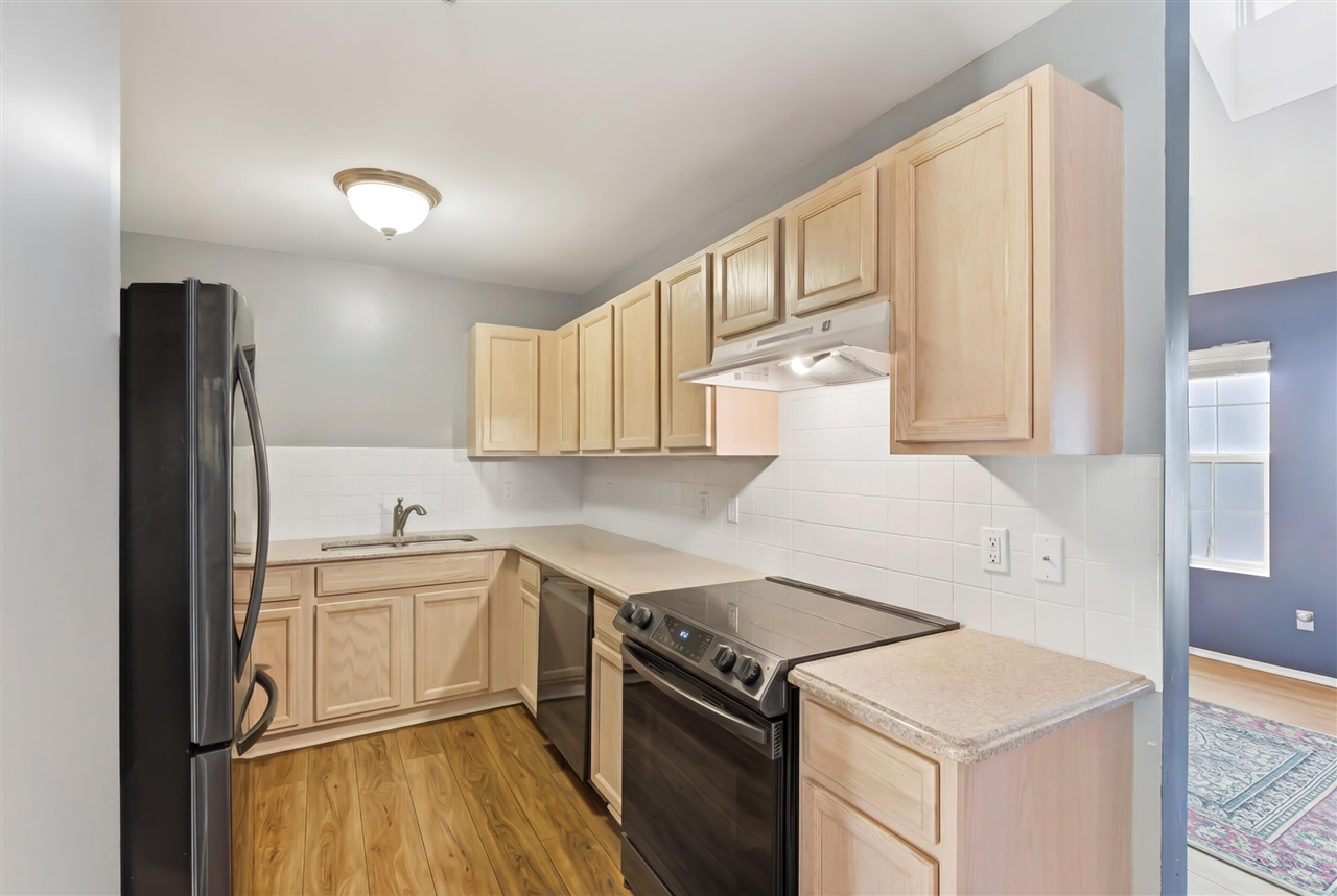 140 Saber Way UNIT&nbsp;7, Lake Orion, MI, 48362-3372