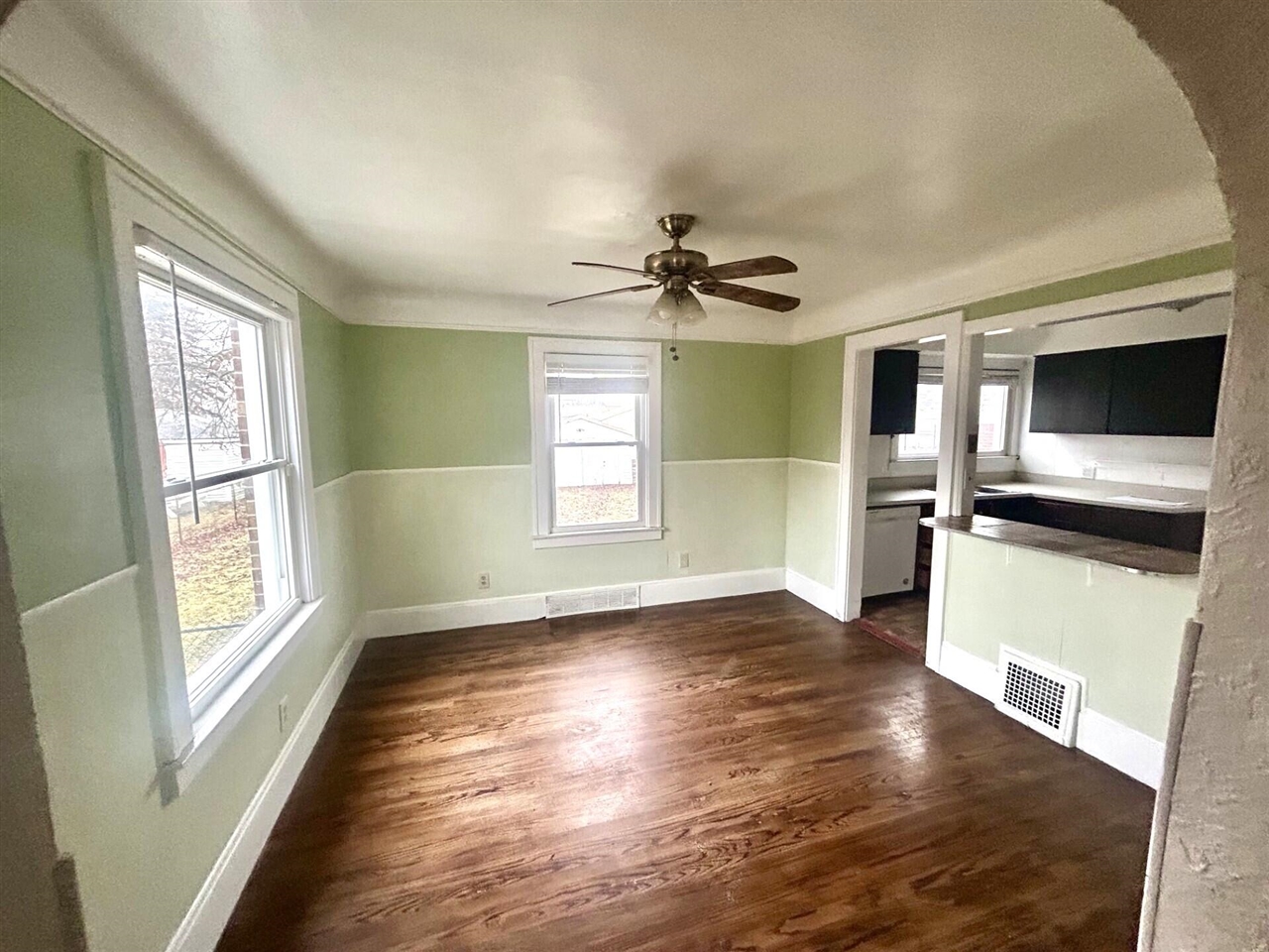 8944 William Street, Taylor, MI, 48180-2823