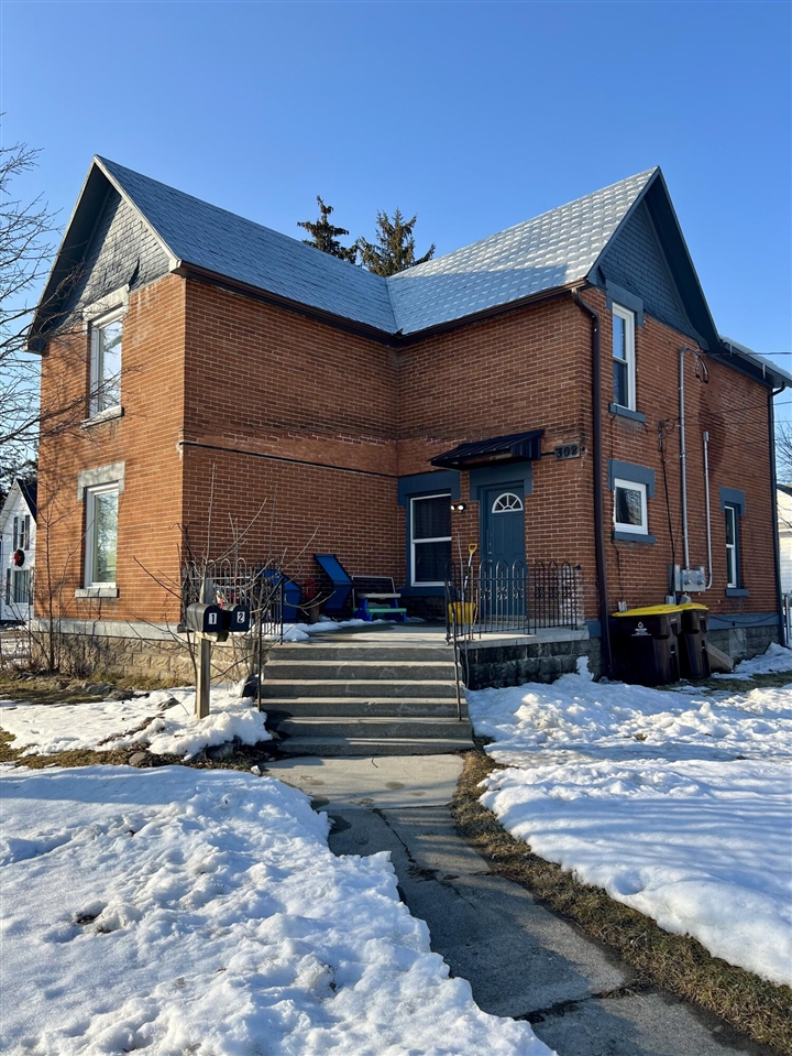 324 Railroad Street, Hudson, MI, 49247