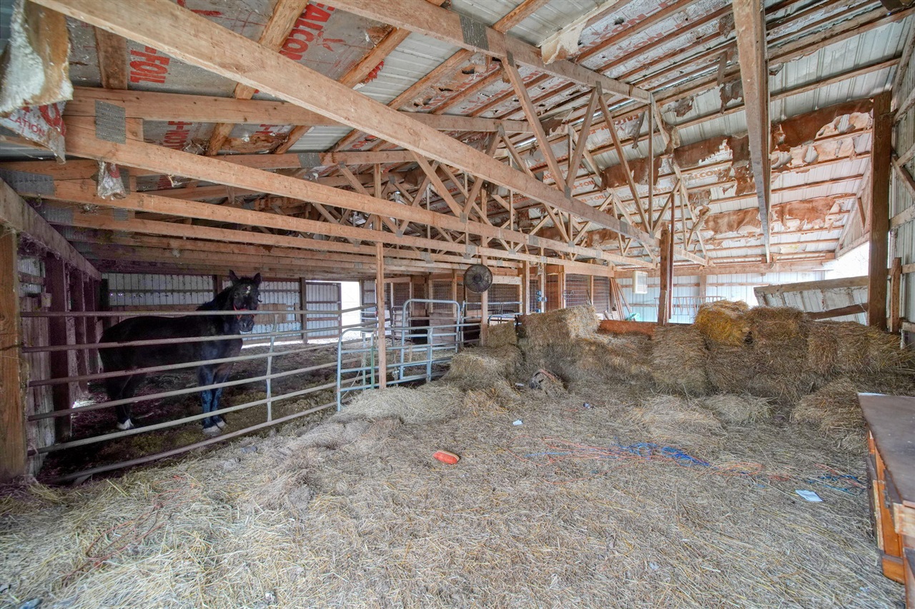 13840 N Adams Road, Addison, MI, 49220-9569