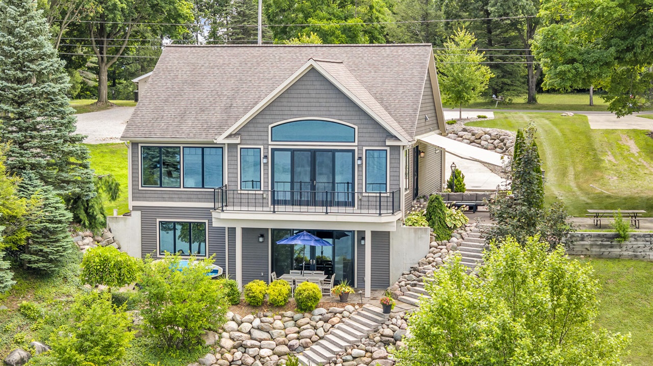 193 Cottage Drive, Horton, MI, 49246-9727