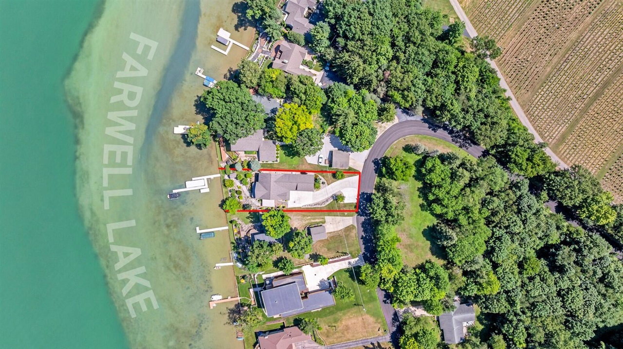 193 Cottage Drive, Horton, MI, 49246-9727