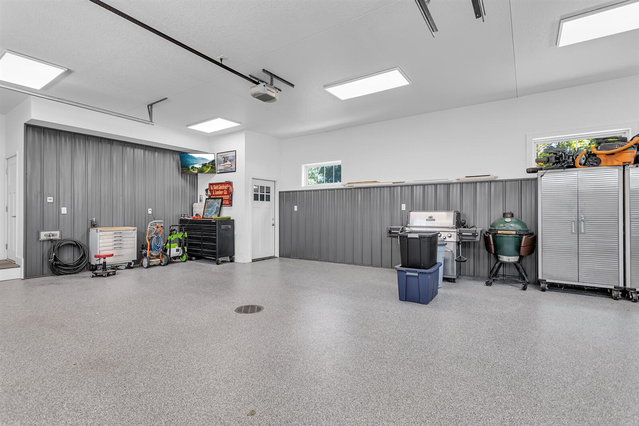 193 Cottage Drive, Horton, MI, 49246-9727