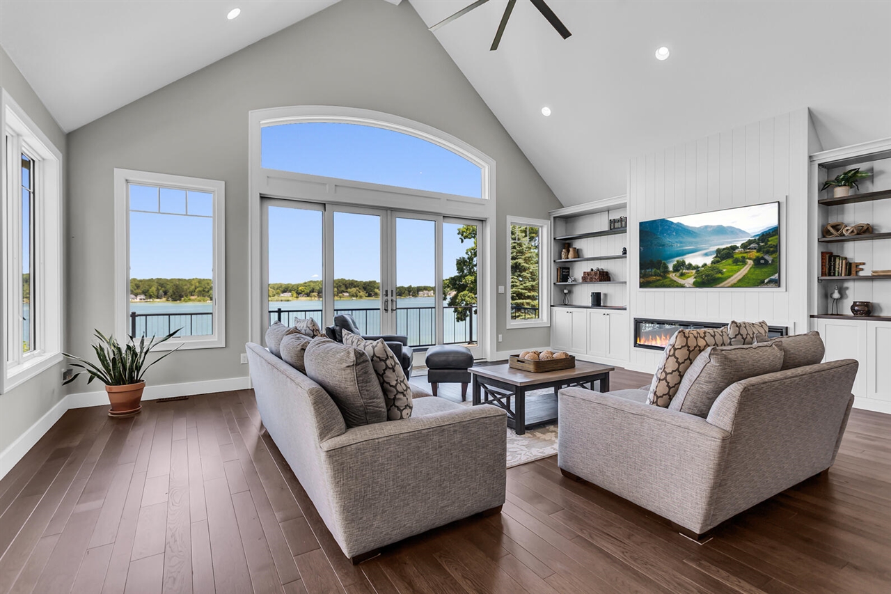 193 Cottage Drive, Horton, MI, 49246-9727