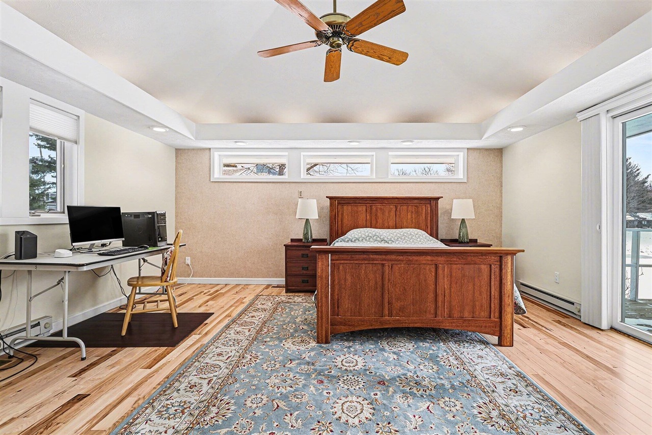 1134 S Lakeside Drive, Battle Creek, MI, 49015-3534