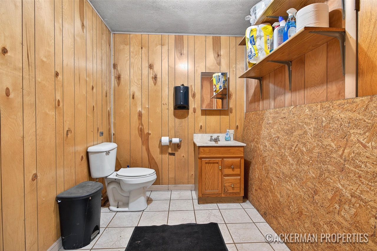 8259 S Mason Drive, Newaygo, MI, 49337-9140