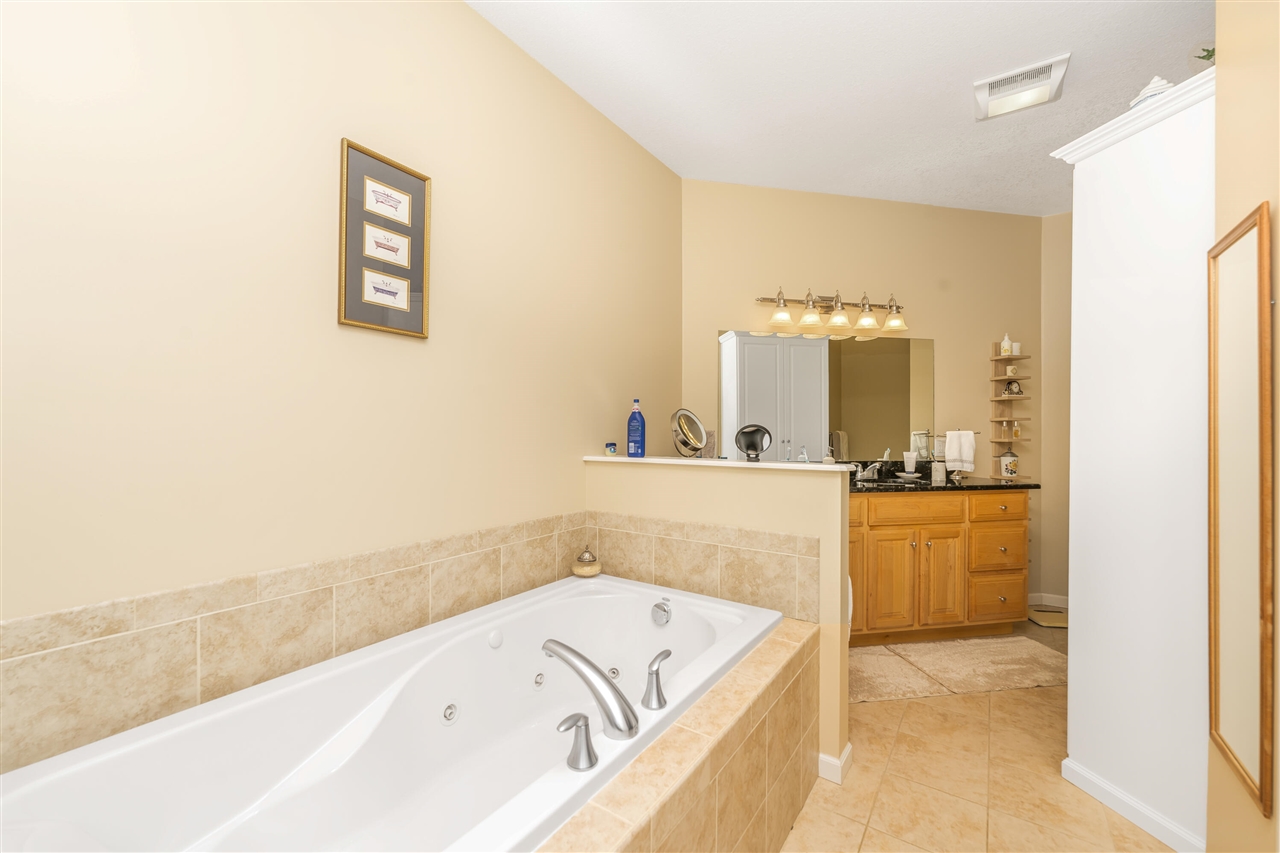 3633 Old Savannah Drive, Kalamazoo, MI, 49009-6573