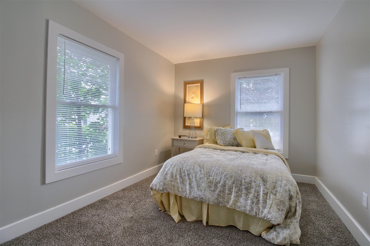 609 W Biddle Street, Jackson, MI, 49203-1743