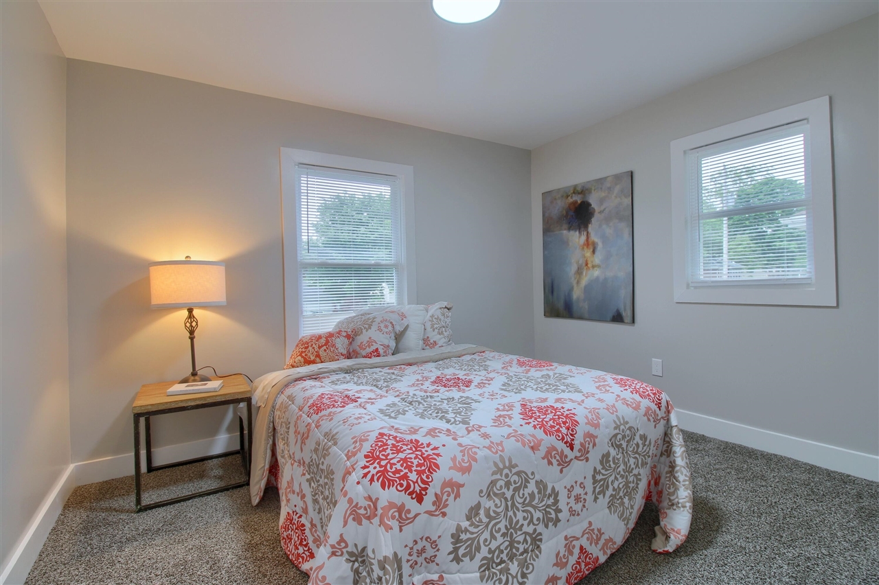 609 W Biddle Street, Jackson, MI, 49203-1743