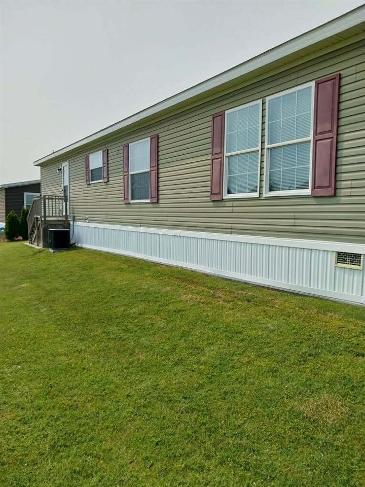 11826 Bay Harbor, Holland, MI, 49424