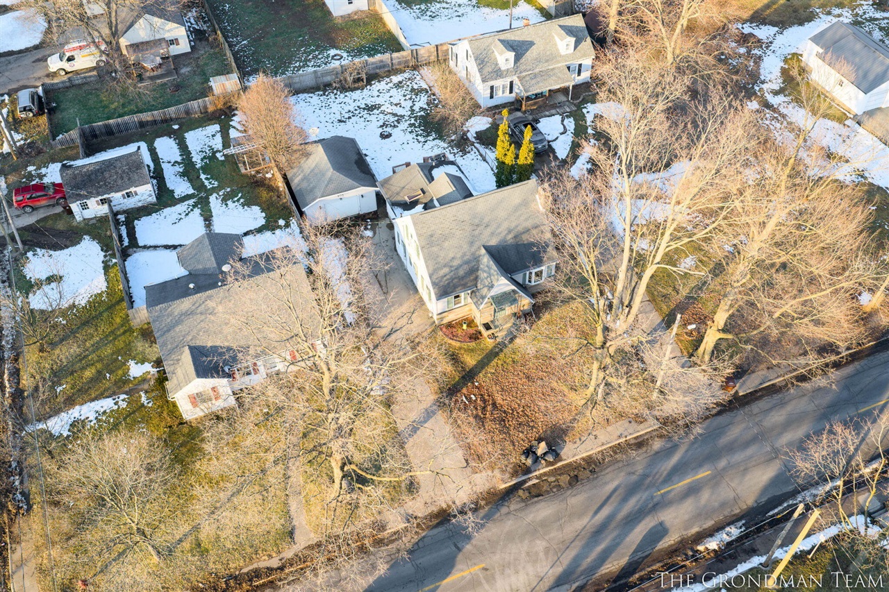 Homes for sale in Hastings, MI | 625 W Clinton St, Hastings, MI 49058 | MLS# 70516063