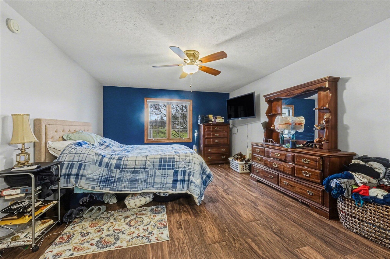 4291 Oakridge Drive, Grand Rapids, MI, 49534-7923