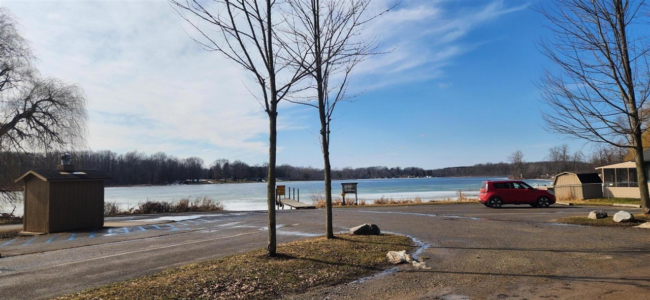 4039 N Pleasant Road, Hillsdale, MI, 49242-9623