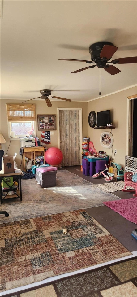 4039 N Pleasant Road, Hillsdale, MI, 49242-9623