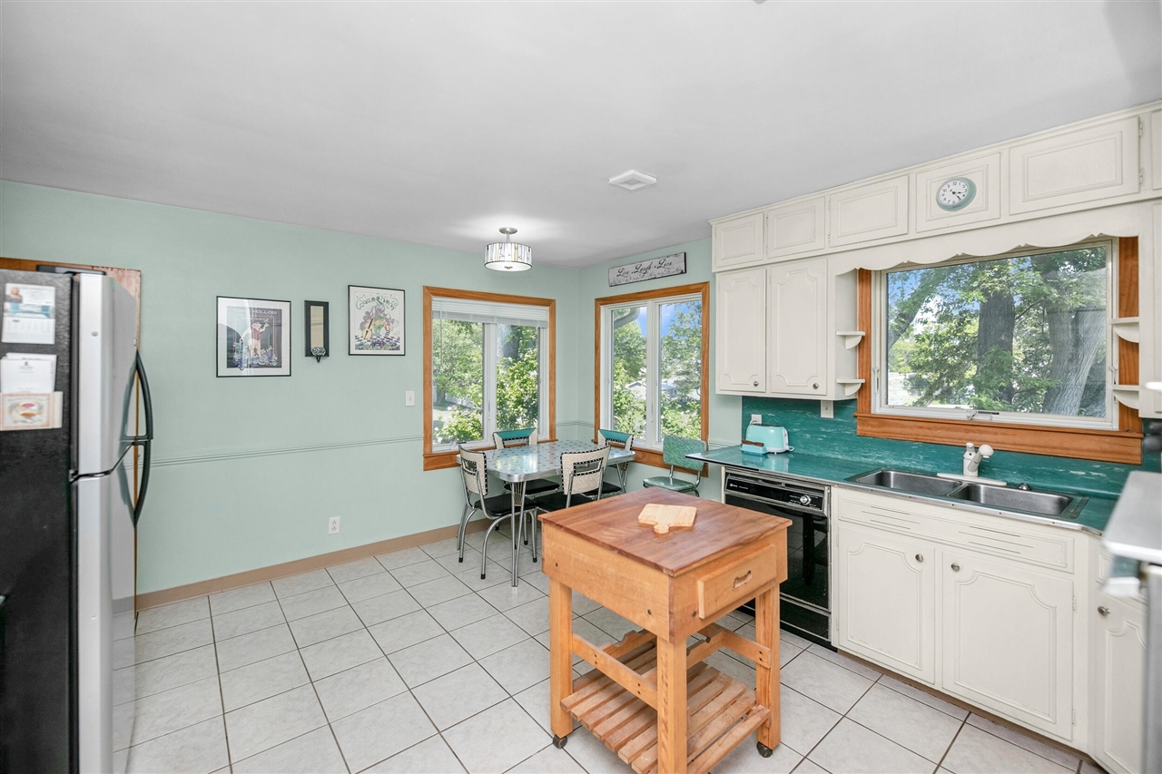 70855 Wayne Street, Union, MI, 49130-9796