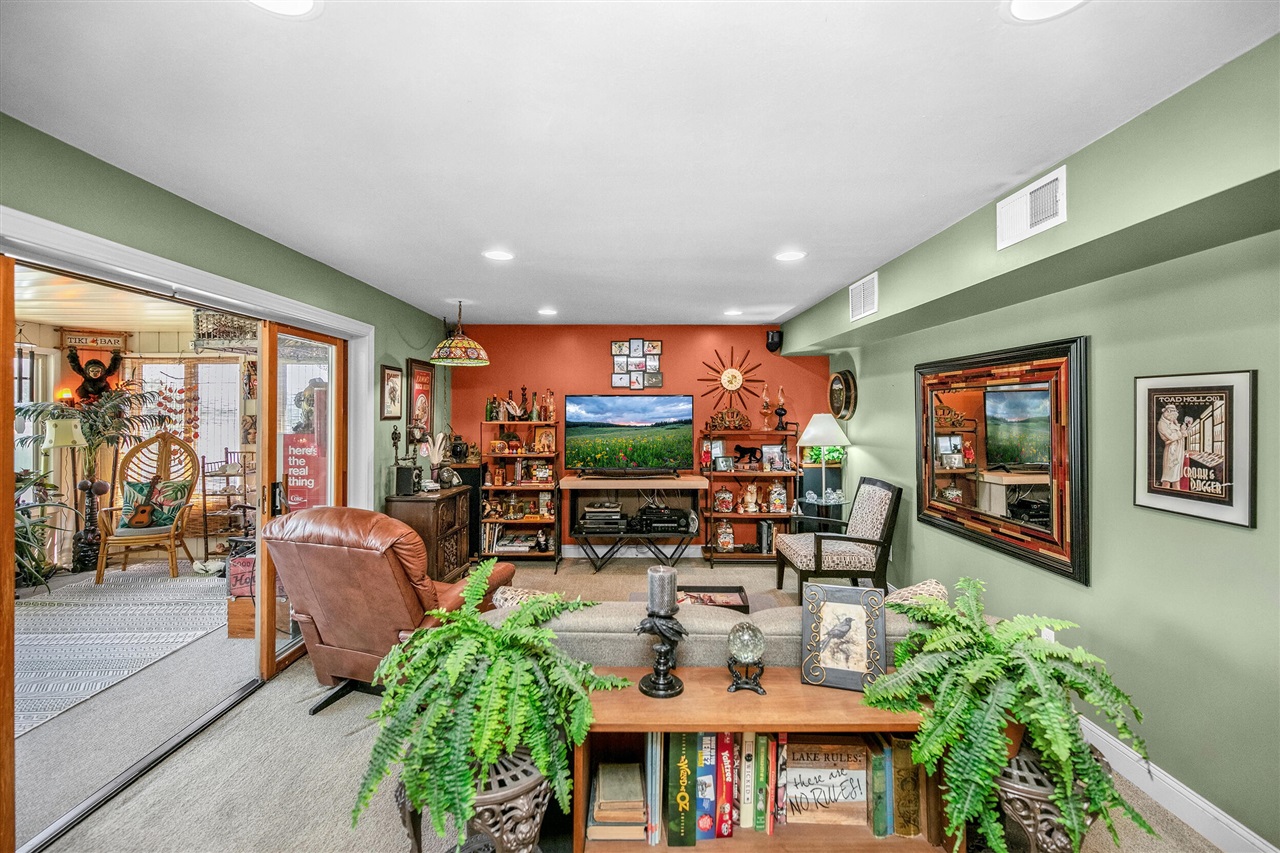 70855 Wayne Street, Union, MI, 49130-9796