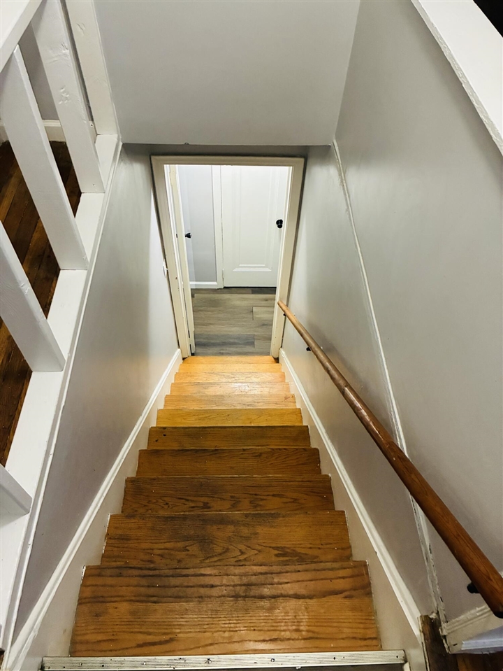 9915 Montrose Street, Detroit, MI, 48227-1629