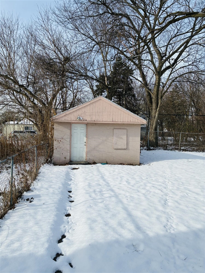 9915 Montrose Street, Detroit, MI, 48227-1629