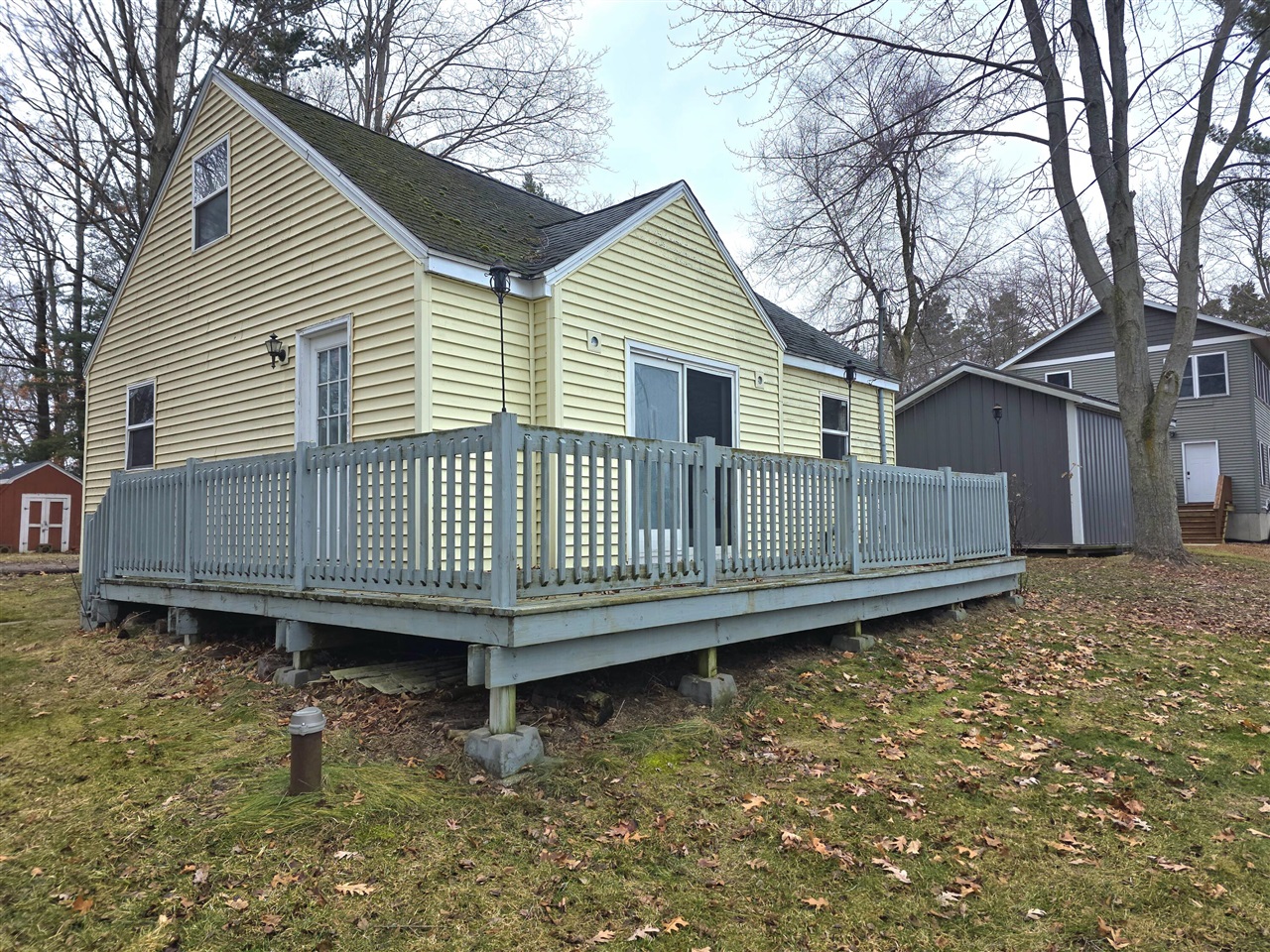 2744 Cottage Drive, Orleans, MI, 48865-9103