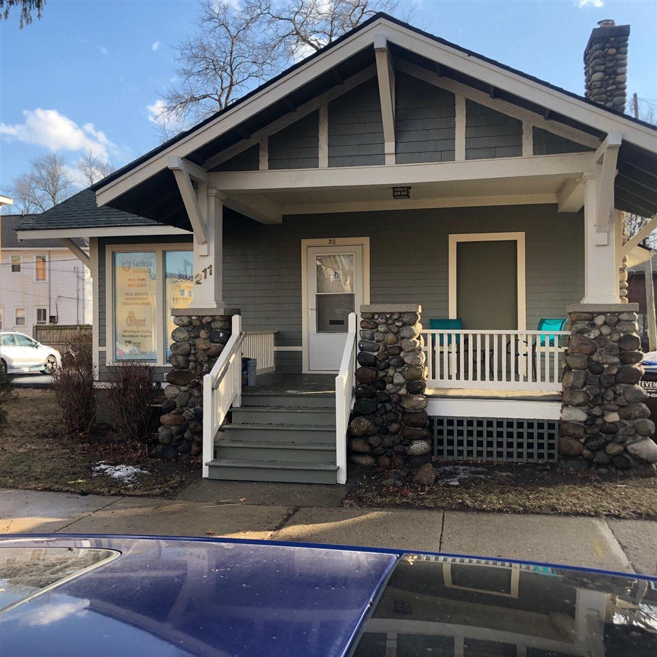 2550 Bent Oak Avenue, Adrian, MI, 49221