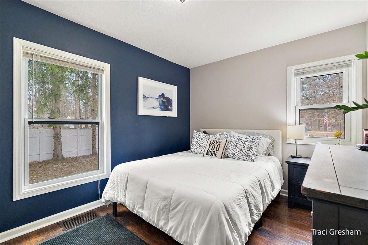 15190 Leonard Road, Spring Lake, MI, 49456-8811