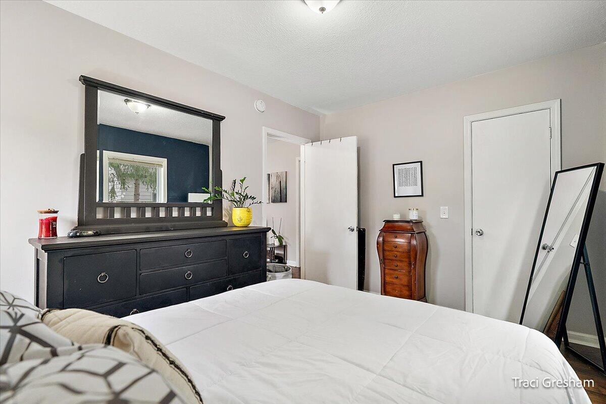 15190 Leonard Road, Spring Lake, MI, 49456-8811