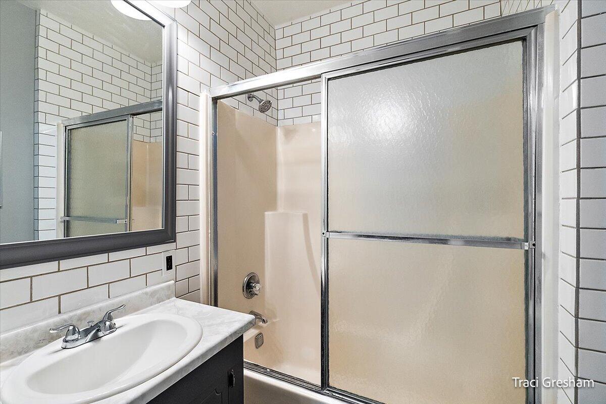 15190 Leonard Road, Spring Lake, MI, 49456-8811